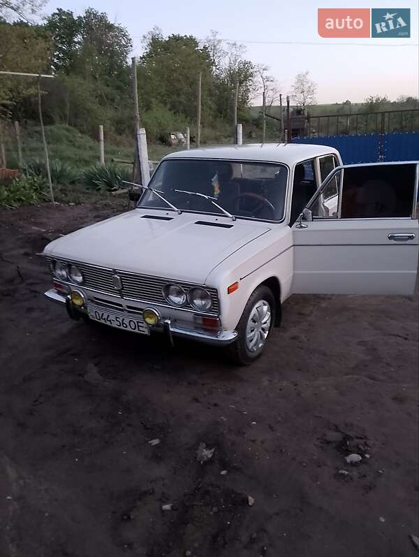 Седан ВАЗ / Lada 2103 1976 в Окнах