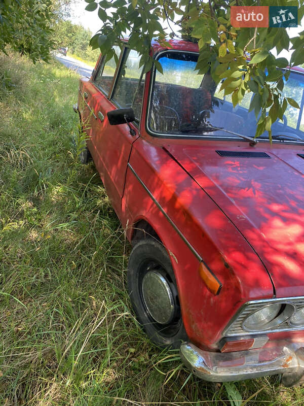Седан ВАЗ / Lada 2103 1983 в Житомире