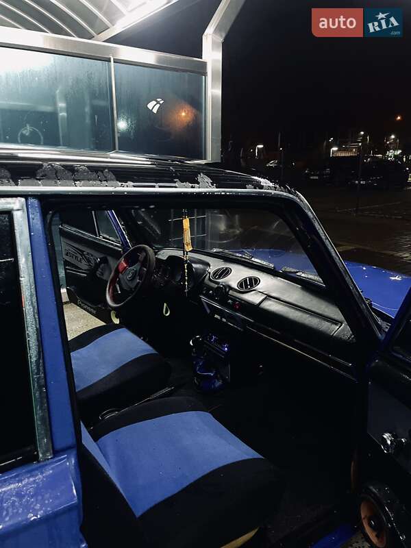 Седан ВАЗ / Lada 2103 1980 в Ивано-Франковске фото 3 Седан ВАЗ / Lada 2103 1980 в Ивано-Франковске
