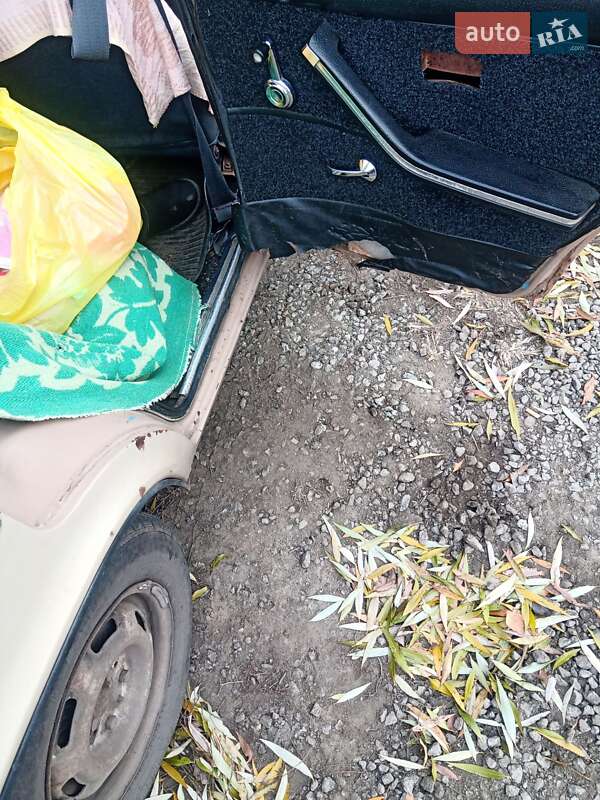 Седан ВАЗ / Lada 2103 1981 в Шполі