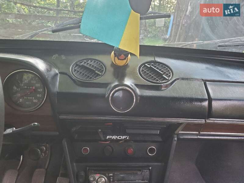 Седан ВАЗ / Lada 2103 1976 в Краснограде