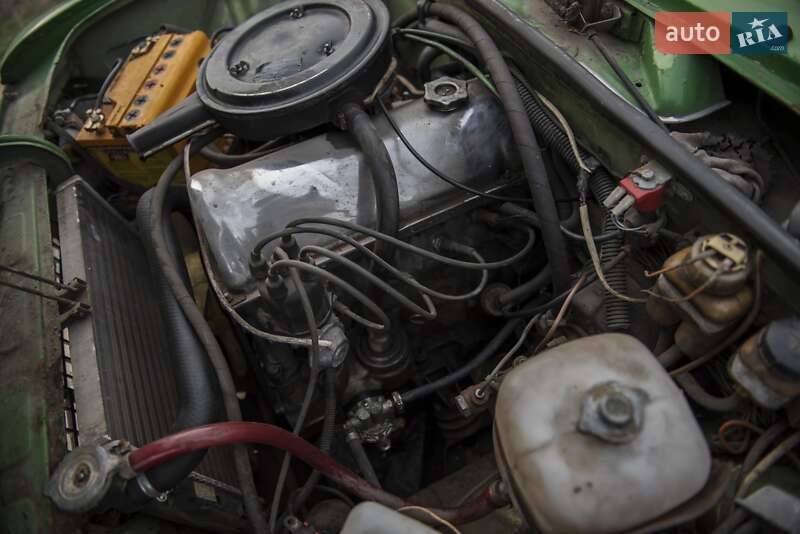 Седан ВАЗ / Lada 2103 1982 в Днепре