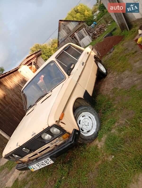 Седан ВАЗ / Lada 2103 1985 в Олевську