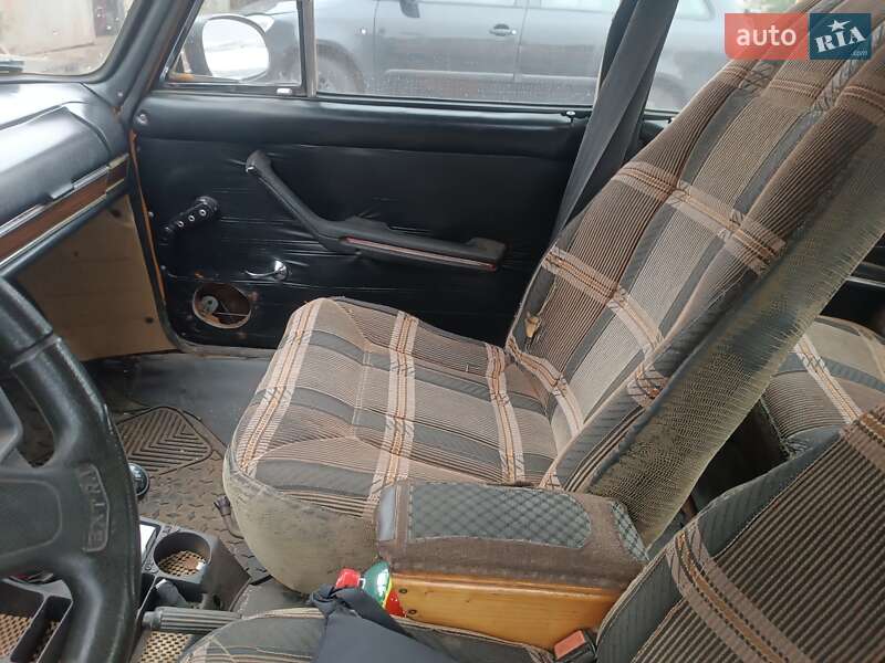 Седан ВАЗ / Lada 2103 1975 в Кривом Роге