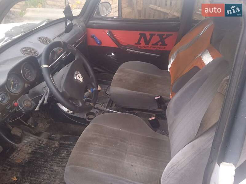 Седан ВАЗ / Lada 2103 1982 в Кам'янці