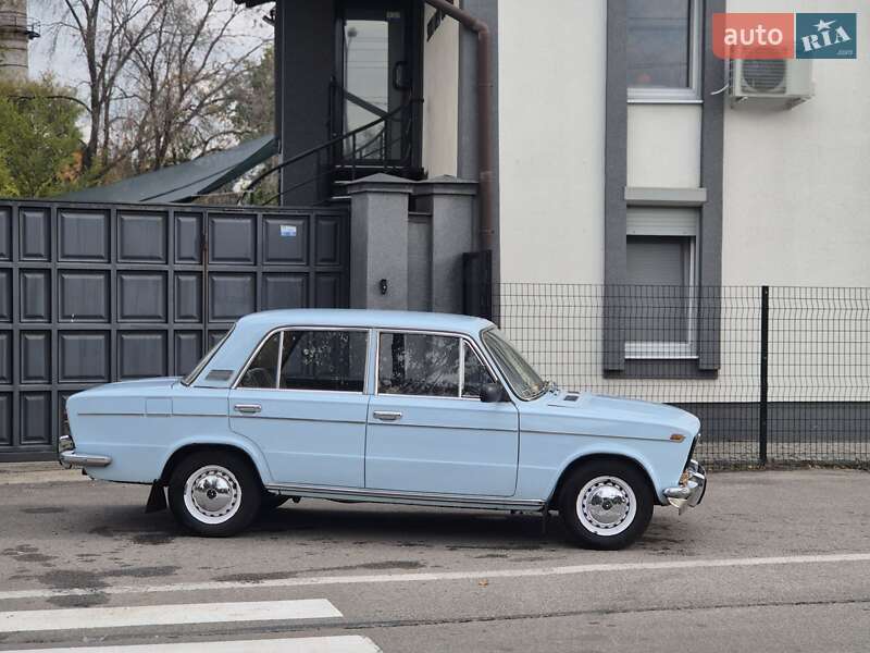 Седан ВАЗ / Lada 2103 1974 в Днепре