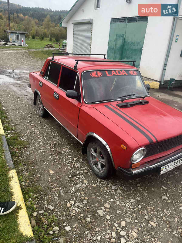 Седан ВАЗ / Lada 2103 1982 в Бориславі