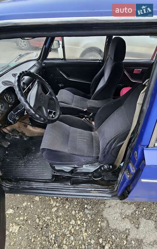 Седан ВАЗ / Lada 2103 1982 в Чемеровцах