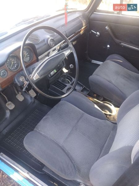 Седан ВАЗ / Lada 2103 1980 в Ямполе фото 4 Седан ВАЗ / Lada 2103 1980 в Ямполе