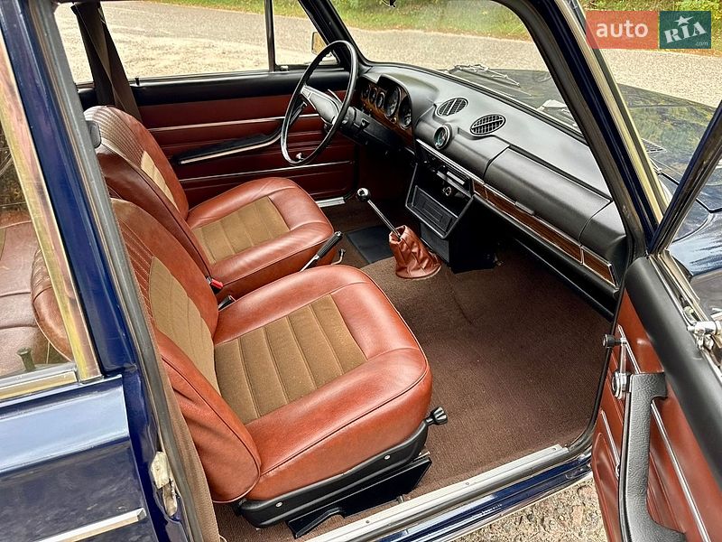 Седан ВАЗ / Lada 2103 1983 в Києві