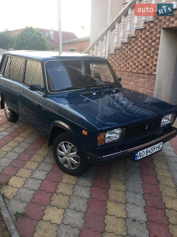 ВАЗ / Lada 2104 2005