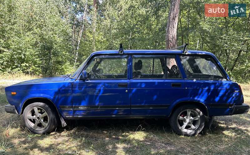 Универсал ВАЗ / Lada 2104 2005 в Киеве