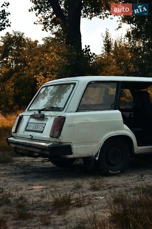 Универсал ВАЗ / Lada 2104 2002 в Миргороде фото 8 Универсал ВАЗ / Lada 2104 2002 в Миргороде