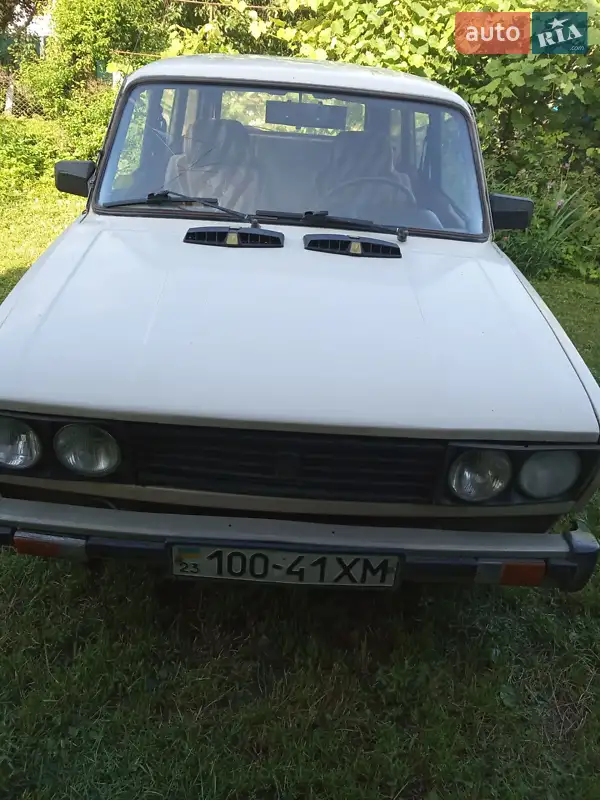 ВАЗ / Lada 2104 1990