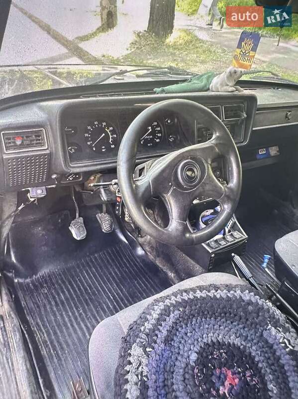Универсал ВАЗ / Lada 2104 2004 в Кривом Роге