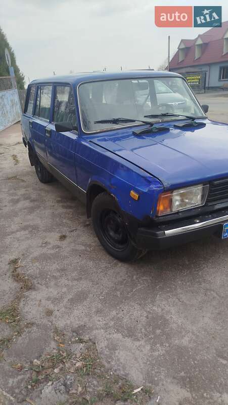 Універсал ВАЗ / Lada 2104 2005 в Ємільчиному