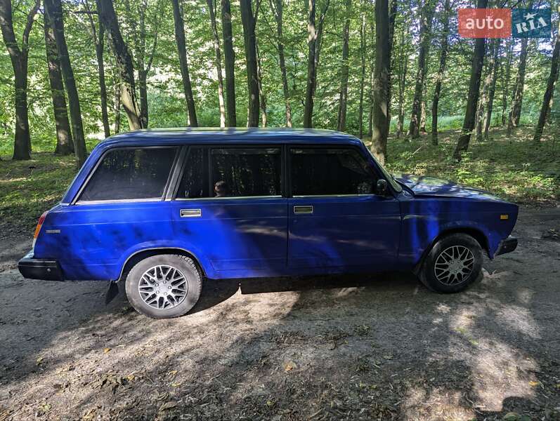 Универсал ВАЗ / Lada 2104 2001 в Почаеве