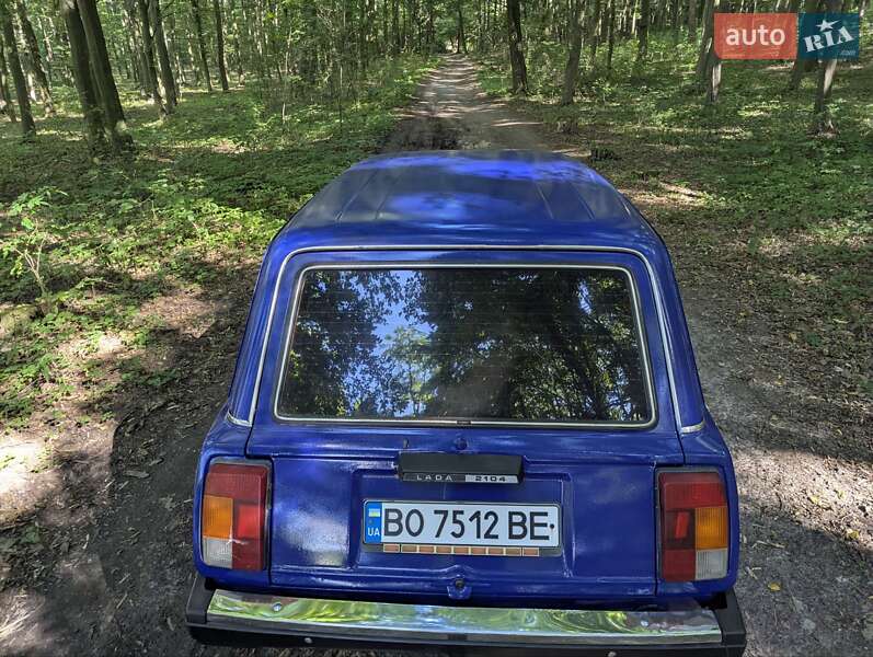 Универсал ВАЗ / Lada 2104 2001 в Почаеве