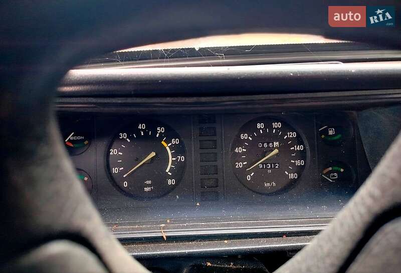 Універсал ВАЗ / Lada 2104 2003 в Чугуєві