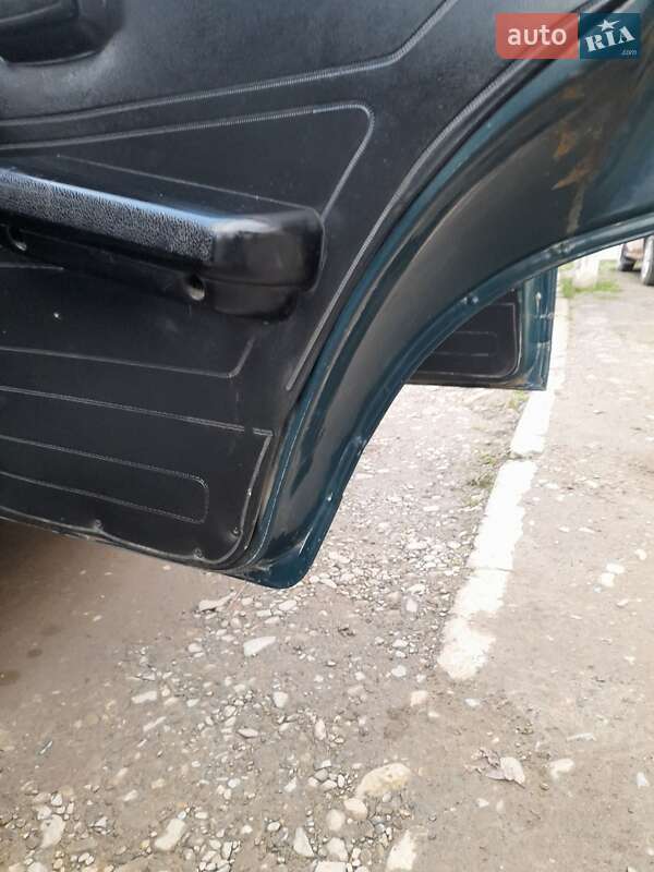 Універсал ВАЗ / Lada 2104 2006 в Чернівцях