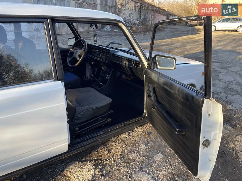 Универсал ВАЗ / Lada 2104 2002 в Тернополе фото 13 Универсал ВАЗ / Lada 2104 2002 в Тернополе