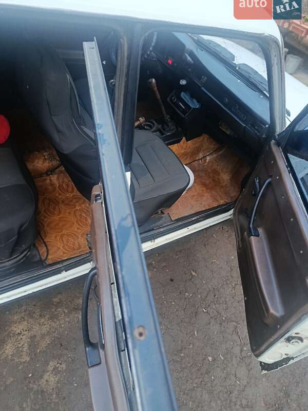 Універсал ВАЗ / Lada 2104 1988 в Первомайську фото 7 Універсал ВАЗ / Lada 2104 1988 в Первомайську