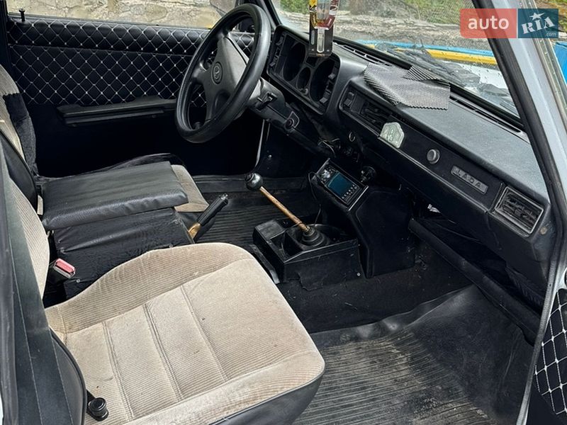 Универсал ВАЗ / Lada 2104 1997 в Звягеле фото 5 Универсал ВАЗ / Lada 2104 1997 в Звягеле
