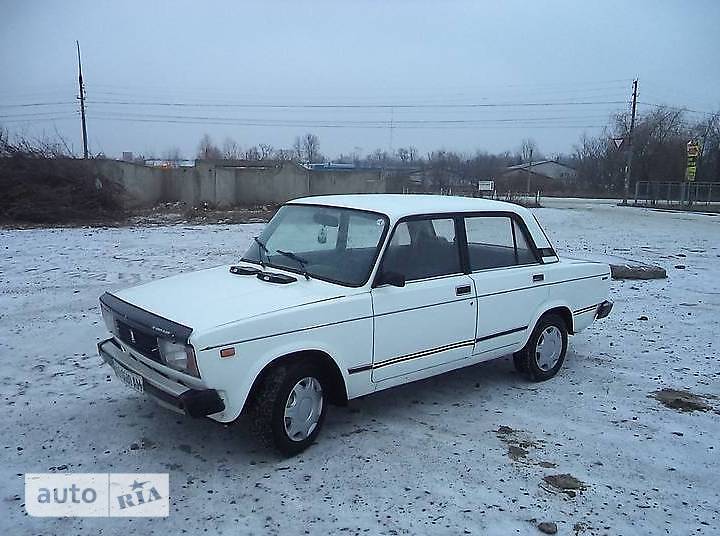 Седан ВАЗ / Lada 2105 1996 в Бердичеве
