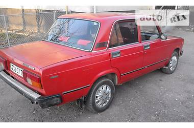 Седан ВАЗ / Lada 2105 1990 в Львове