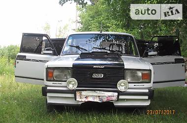 Седан ВАЗ / Lada 2105 1990 в Староконстантинове