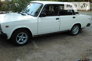 Седан ВАЗ / Lada 2105 1988 в Одессе