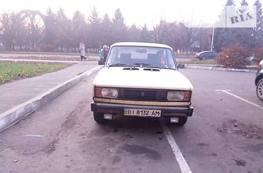 Седан ВАЗ / Lada 2105 1987 в Полтаве