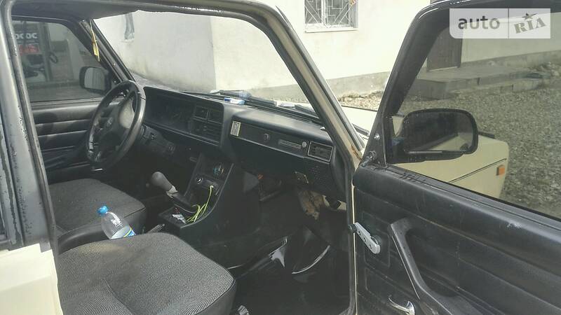 Седан ВАЗ / Lada 2105 1990 в Мукачево