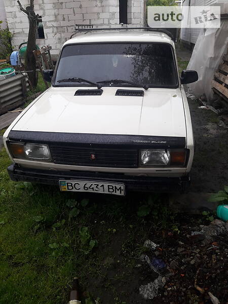 Седан ВАЗ / Lada 2105 1990 в Жовкві