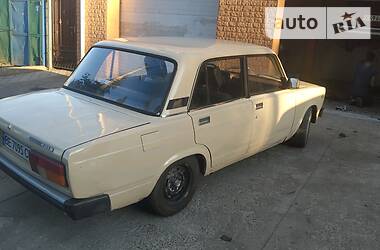 Седан ВАЗ / Lada 2105 1983 в Николаеве