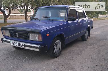 Седан ВАЗ / Lada 2105 1981 в Лозовой