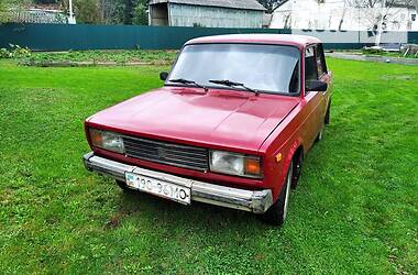 Седан ВАЗ / Lada 2105 1982 в Черновцах