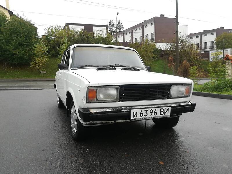 Седан ВАЗ / Lada 2105 1982 в Виннице