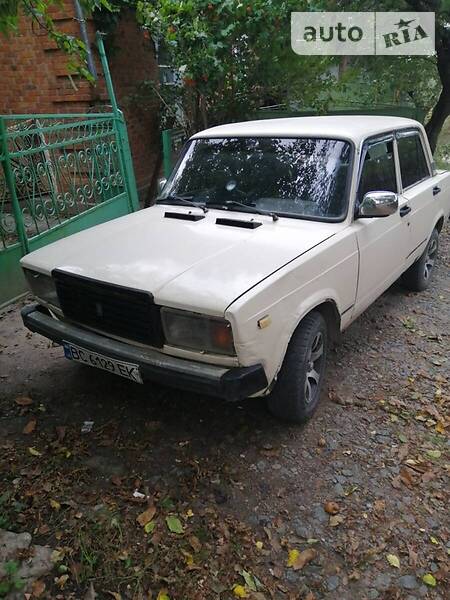 Седан ВАЗ / Lada 2105 1986 в Виннице