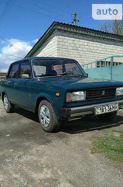 Седан ВАЗ / Lada 2105 2000 в Черкассах