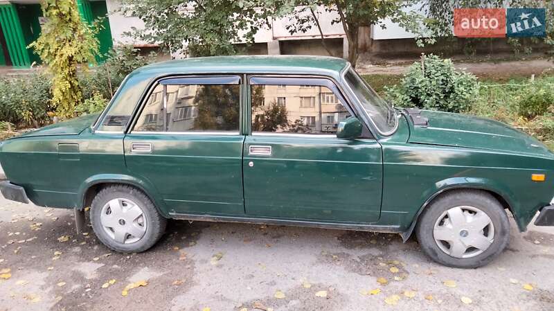Седан ВАЗ / Lada 2105 1976 в Запорожье