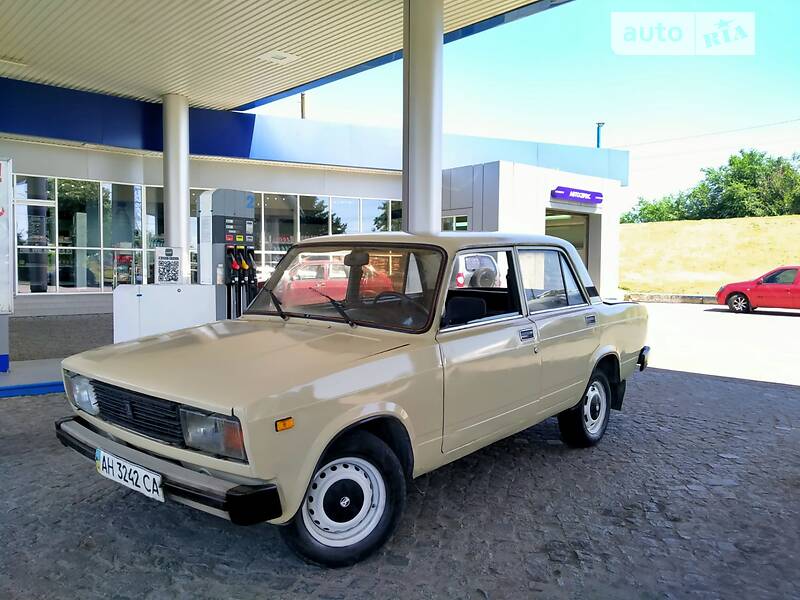 Седан ВАЗ / Lada 2105 1990 в Днепре