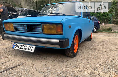 Седан ВАЗ / Lada 2105 1983 в Одессе