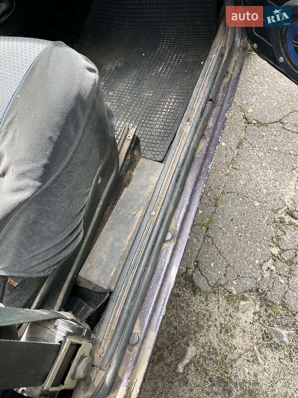 Седан ВАЗ / Lada 2105 1996 в Макарові