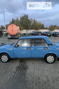 Седан ВАЗ / Lada 2105 1990 в Виннице