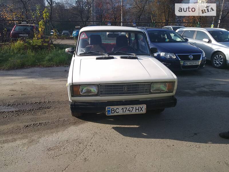 Седан ВАЗ / Lada 2105 1995 в Львові