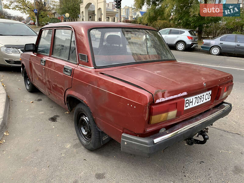 Седан ВАЗ / Lada 2105 1984 в Одессе