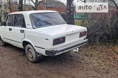 Седан ВАЗ / Lada 2105 1995 в Ромнах