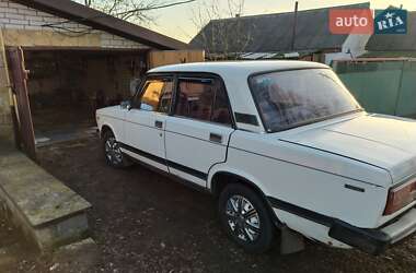 Седан ВАЗ / Lada 2105 1995 в Макарове