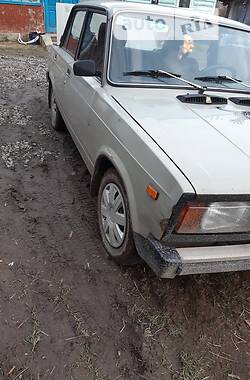 Хэтчбек ВАЗ / Lada 2105 1985 в Ровно